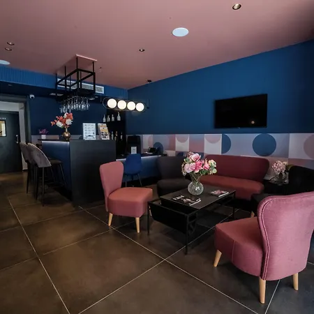 Eleven By Warren Collection