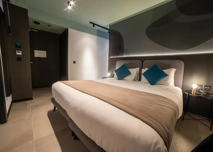 Eleven By Warren Collection *