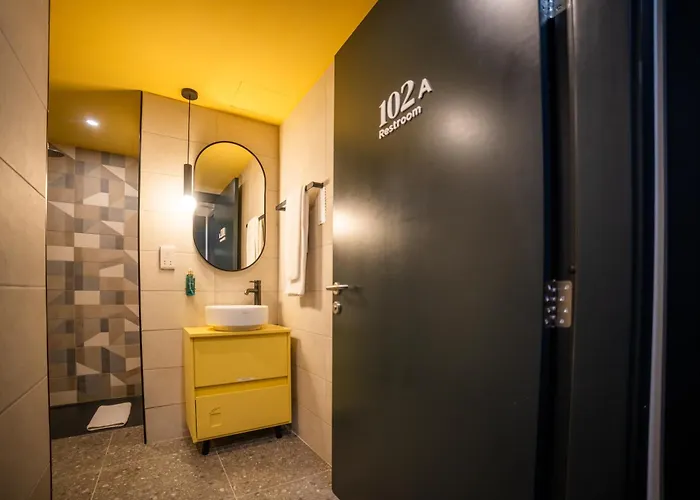 Apartman Eleven By Warren Collection *