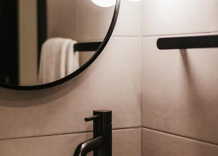 Eleven By Warren Collection Apartment