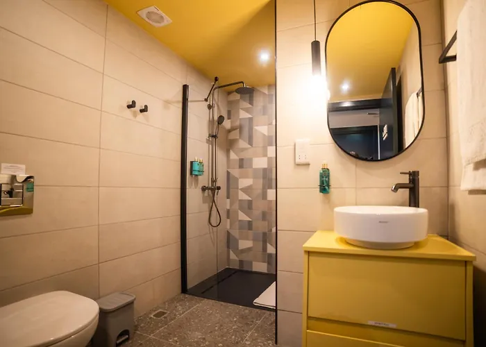 Eleven By Warren Collection * Σλιέμα